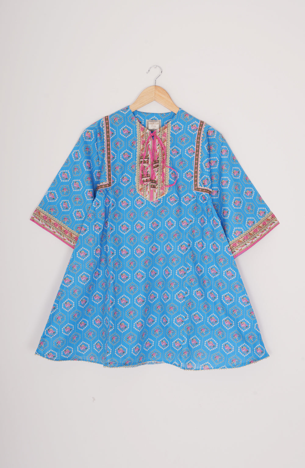 Anika 3Pc Suit-LCP747125