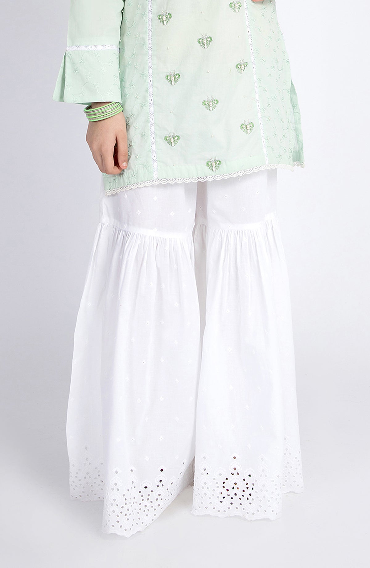 Snow White Gharara