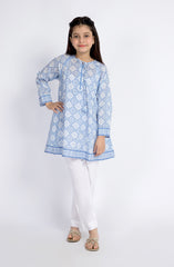 Lily Kurti