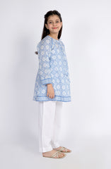 Lily Kurti