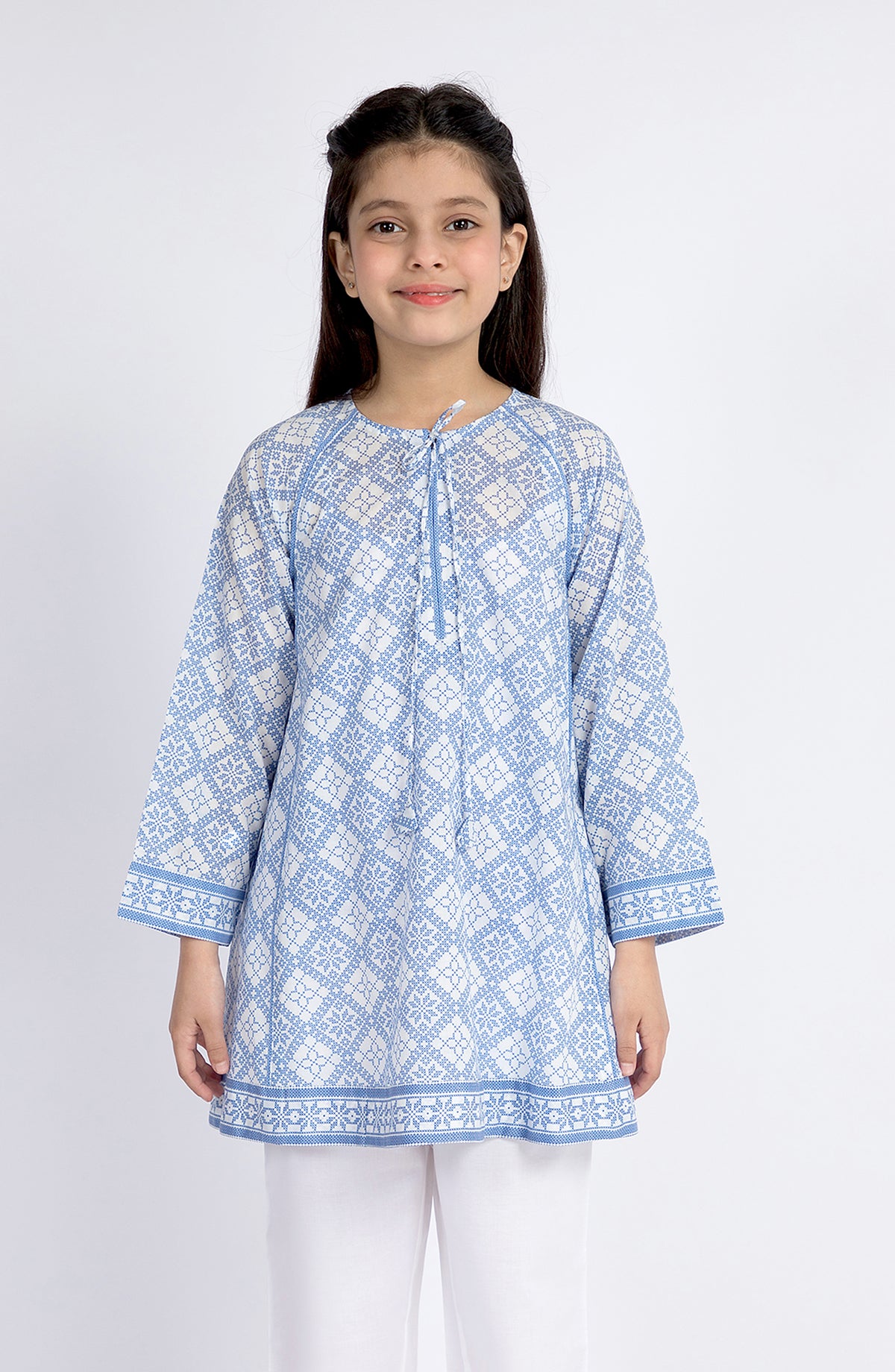 Lily Kurti