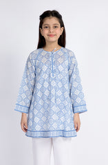 Lily Kurti