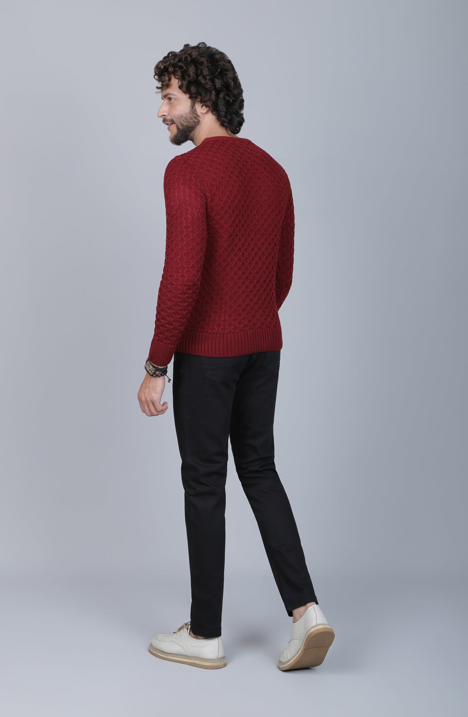 Maroon cable knit sweater deals